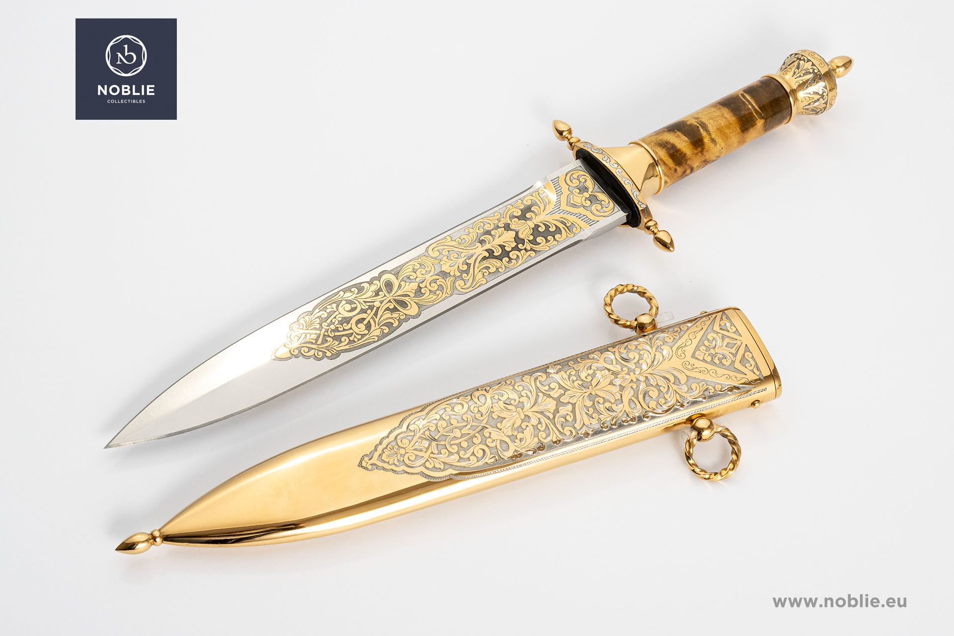 特別なアンティークスタイルのダガー