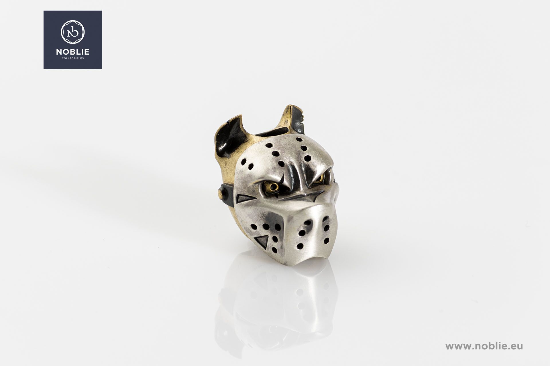 女神の短剣 — 神話的モチーフ、金箔/彫刻装飾、装飾用鞘Noblie