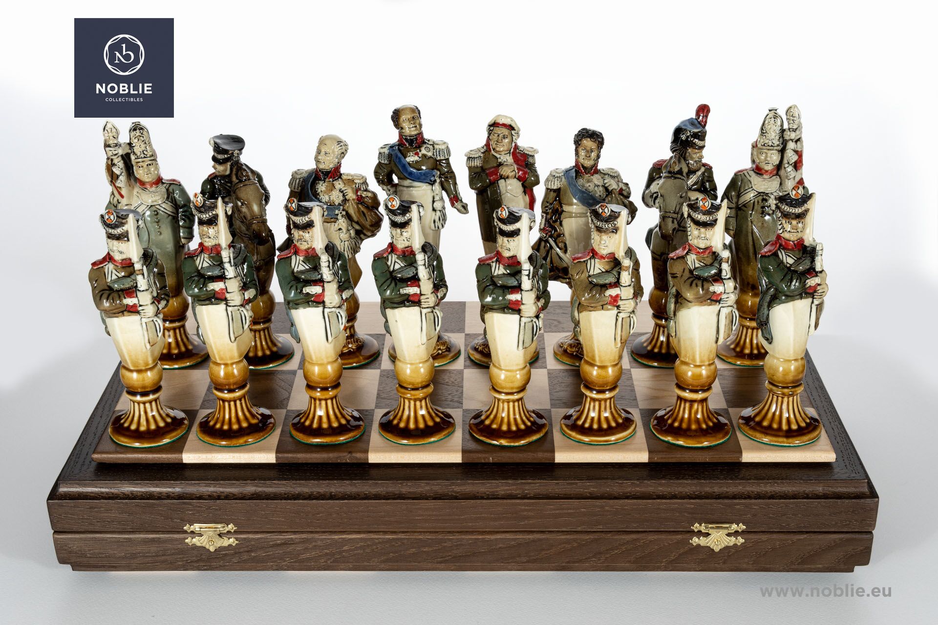 ナポレオン磁器チェスの駒 | 手描きの駒 | Noblie