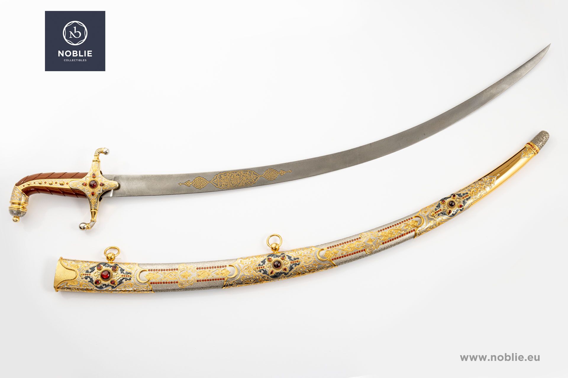 本物のシャムシール：ペルシャの遺産を受け入れる