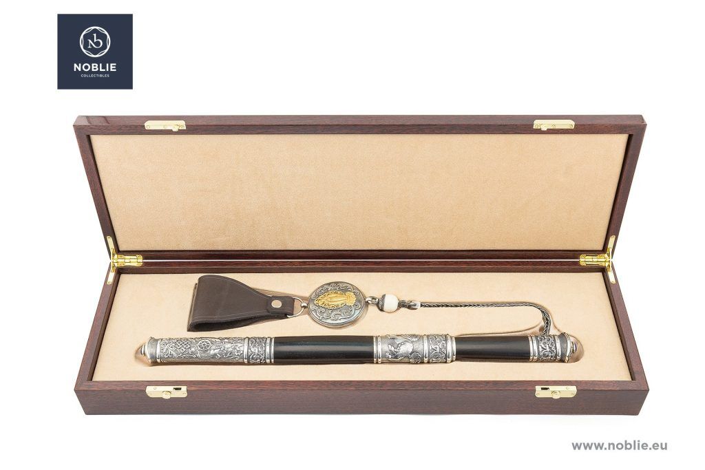 伝統的なモンゴルのナイフ - Noblie